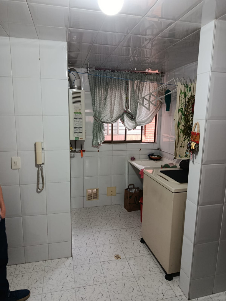 Apartamento en venta en Santa Barbara Central, Bogotá · foto 12 de 21