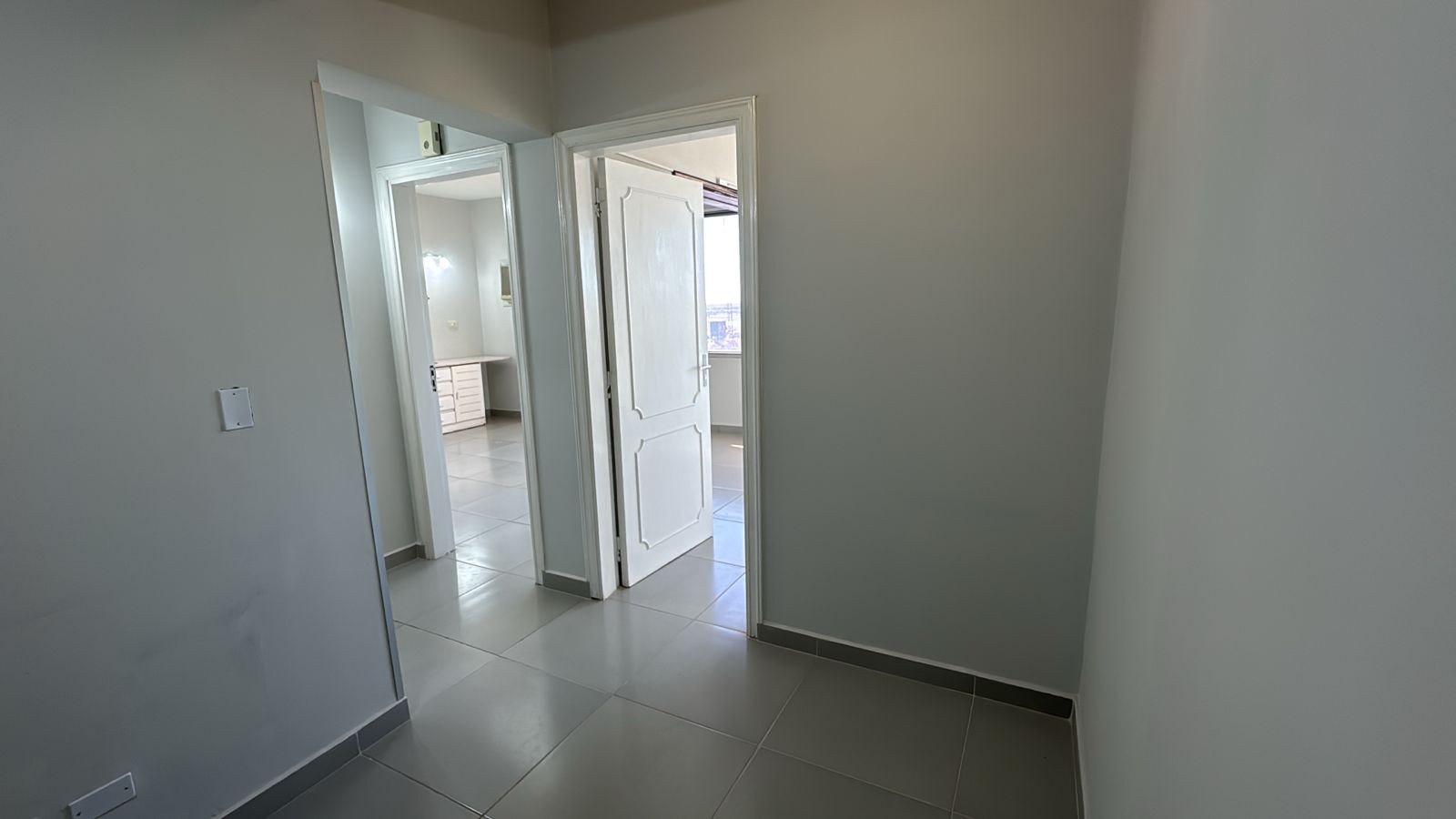 Alquilo consultorio médico, edificio Medico Profesional, barrio San Roque — foto 3