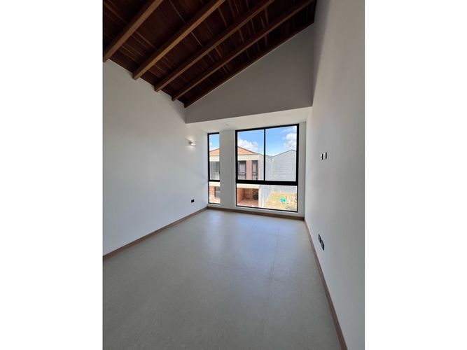 Casa de 3 alcobas en venta en Lomitas, La Ceja, 135 m² · foto 11 de 18