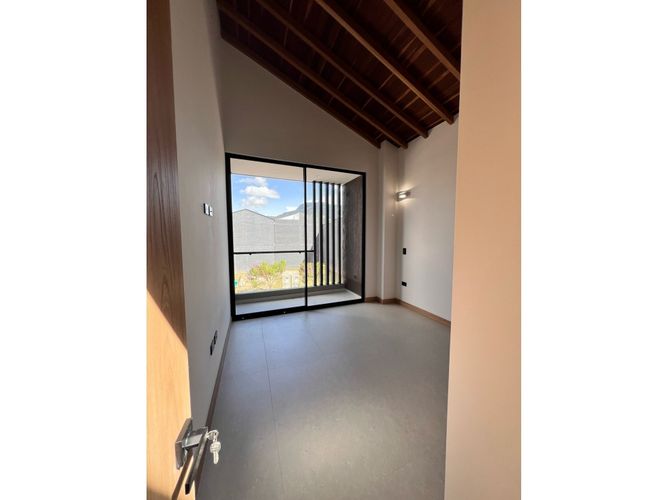 Casa de 3 alcobas en venta en Lomitas, La Ceja, 135 m² · foto 12 de 18