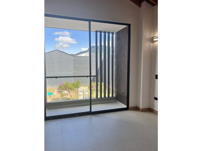 Casa de 3 alcobas en venta en Lomitas, La Ceja, 135 m² · foto 13 de 18
