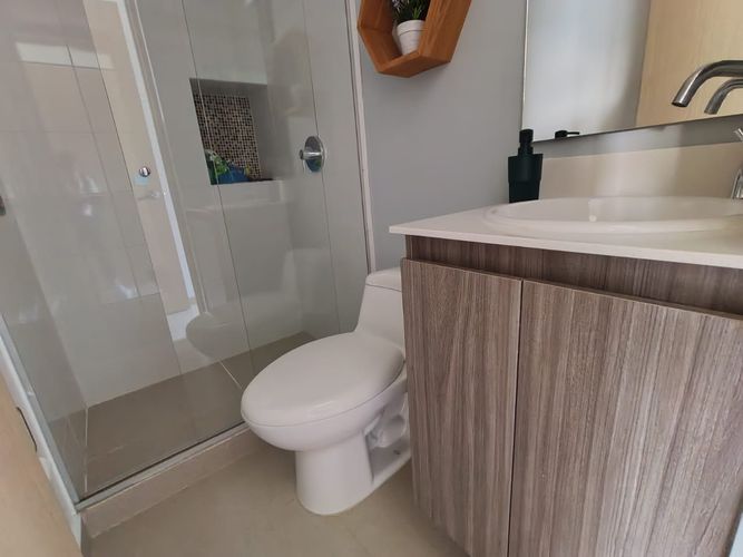 Apartamento de 3 alcobas en arriendo en Loma Del Escobero, Envigado, 134 m² · foto 8 de 19