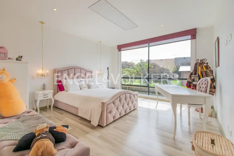 Casa de 4 alcobas en venta en Pueblo Viejo, Cota, 315 m² · foto 12 de 20