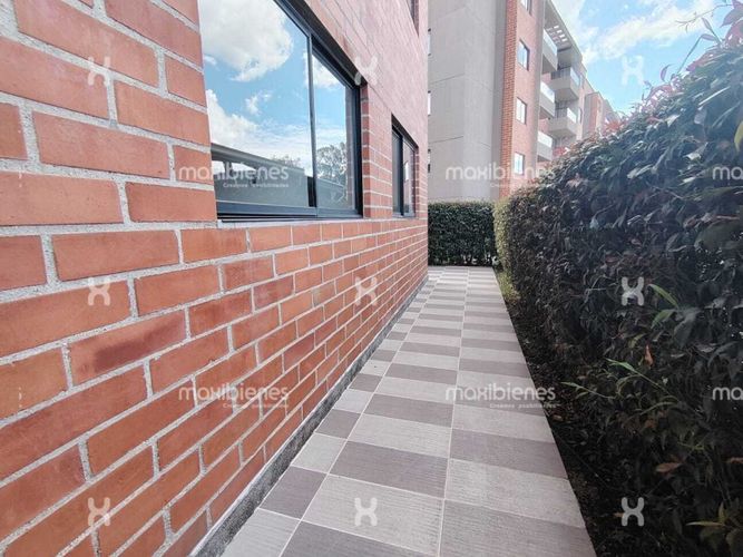 Apartamento de 3 alcobas en venta en Lomitas, La Ceja, 70 m² · foto 5 de 15