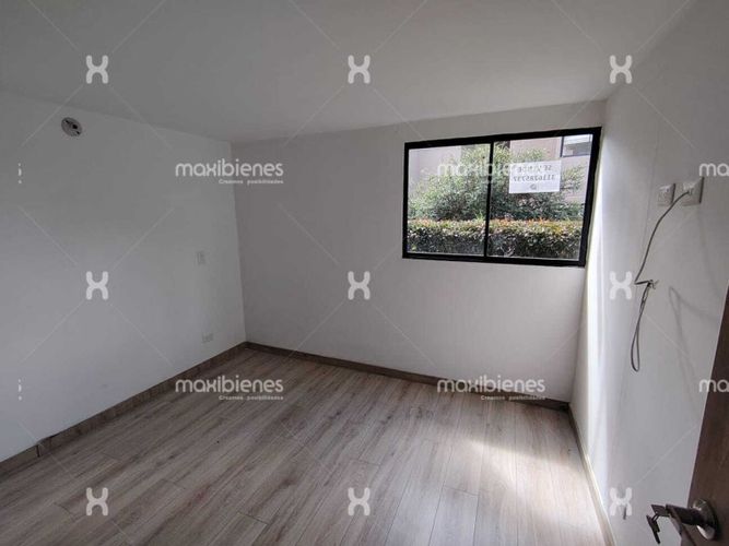 Apartamento de 3 alcobas en venta en Lomitas, La Ceja, 70 m² · foto 10 de 15