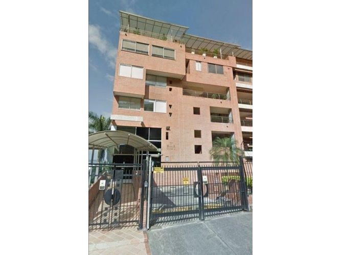 Apartamento de 3 alcobas en venta en Menga, Cali, 250 m² · foto 2 de 22