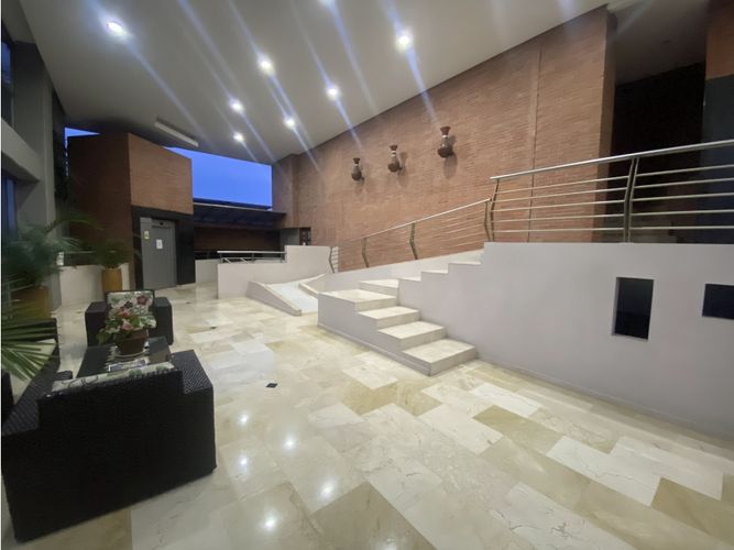Apartamento de 3 alcobas en venta en Menga, Cali, 250 m² · foto 3 de 22