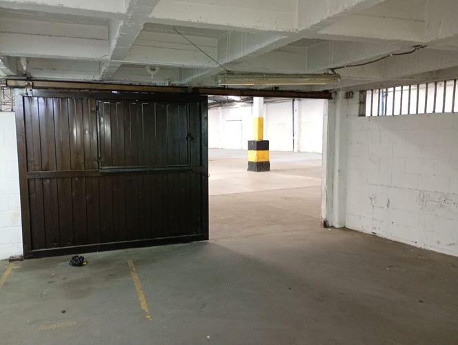 Bodega en arriendo en Los Naranjos, Itagüí, 2950 m² · foto 18 de 19