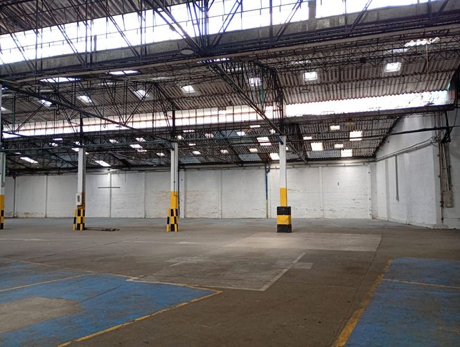 Bodega en arriendo en Los Naranjos, Itagüí, 2950 m² · foto 19 de 19