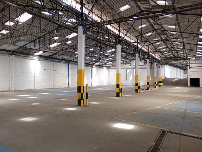 Bodega en arriendo en Los Naranjos, Itagüí, 2950 m² · foto 4 de 19
