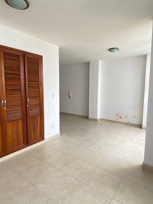 Apartaestudio en venta en Alamos, Pereira, 30 m² · foto 3 de 5