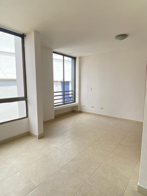 Apartaestudio en venta en Alamos, Pereira, 30 m² · foto 4 de 5