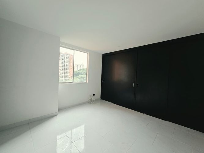 Apartamento de 3 alcobas en venta en Belén, Medellín, 82 m² · foto 8 de 18