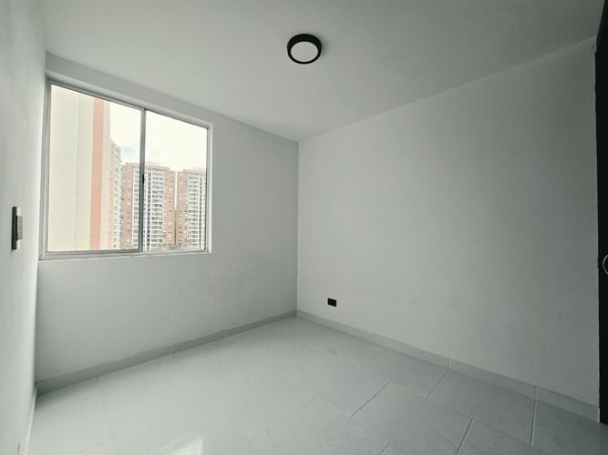 Apartamento de 3 alcobas en venta en Belén, Medellín, 82 m² · foto 11 de 18