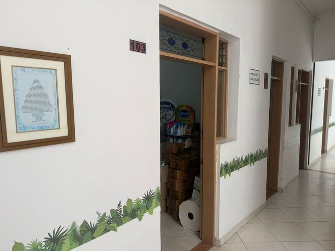 Casa de 15 alcobas en arriendo en Laureles, Medellín, 308 m² · foto 2 de 20
