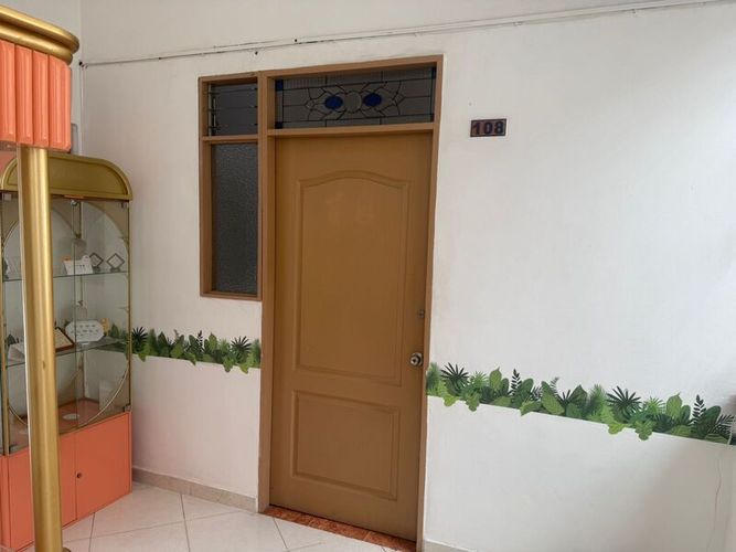 Casa de 15 alcobas en arriendo en Laureles, Medellín, 308 m² · foto 6 de 20