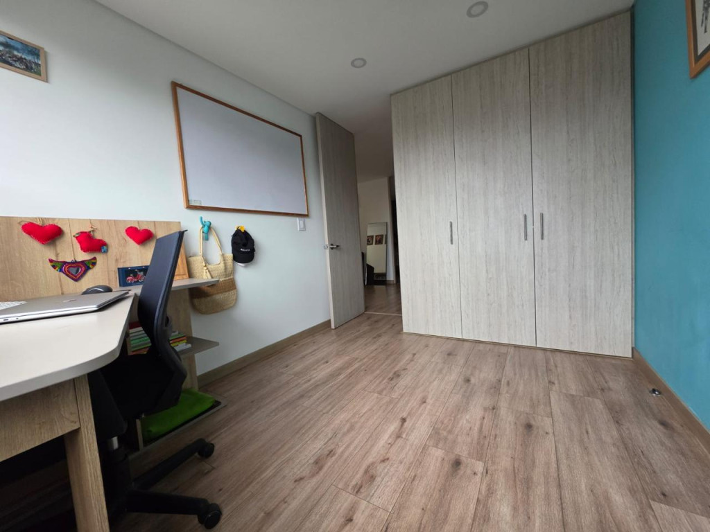 Apartamento en venta en Cedritos, Bogotá · foto 3 de 24