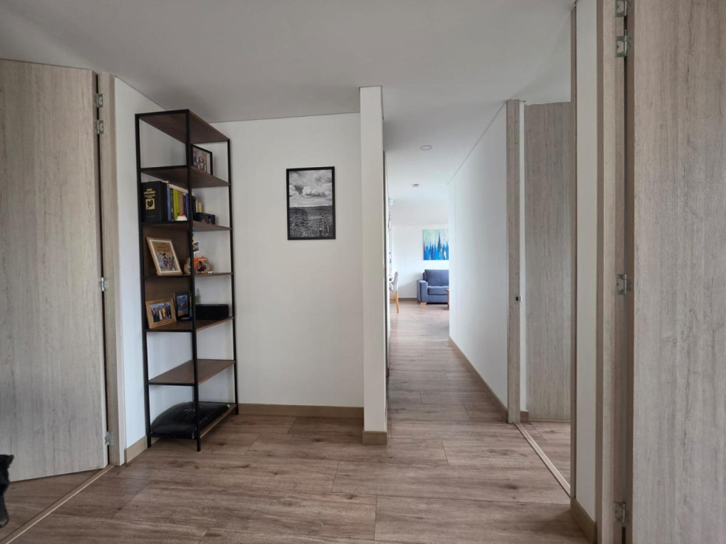 Apartamento en venta en Cedritos, Bogotá · foto 10 de 24