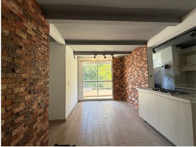 Apartamento de 3 alcobas en venta en Loma De San Jose, Sabaneta, 60 m² · foto 4 de 24