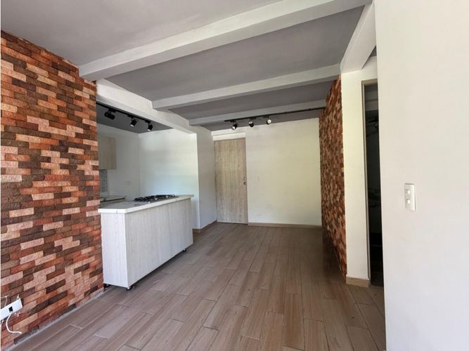 Apartamento de 3 alcobas en venta en Loma De San Jose, Sabaneta, 60 m² · foto 6 de 24