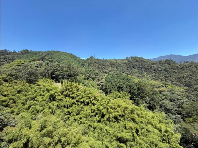 Apartamento de 3 alcobas en venta en Loma De San Jose, Sabaneta, 60 m² · foto 24 de 24