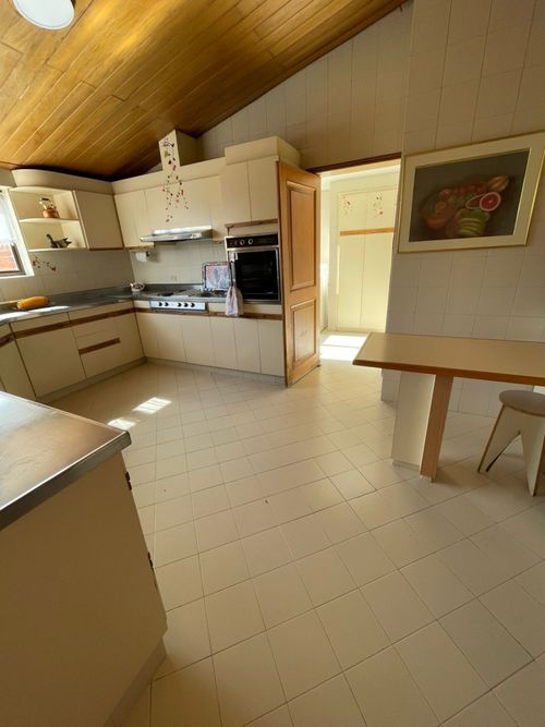 Apartamento de 4 alcobas en venta en La Carolina, Bogotá, 280 m² · foto 9 de 24