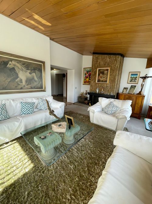 Apartamento de 4 alcobas en venta en La Carolina, Bogotá, 280 m² · foto 16 de 24