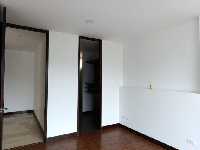 Apartamento de 3 alcobas en venta en Aves Maria, Sabaneta, 121 m² · foto 13 de 14
