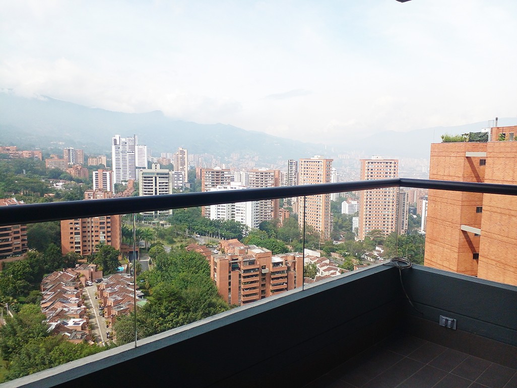 Apartamento en arriendo en El Poblado, Medellín · foto 11 de 11