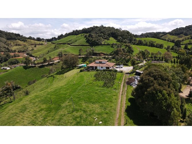 Lote en venta en Llanadas, La Ceja, 1500 m² · foto 10 de 10