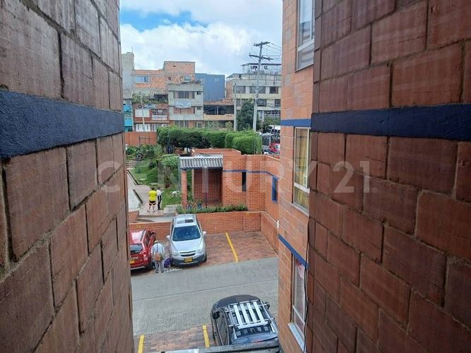 Apartamento de 3 alcobas en venta en El Codito, Bogotá, 48 m² · foto 5 de 15