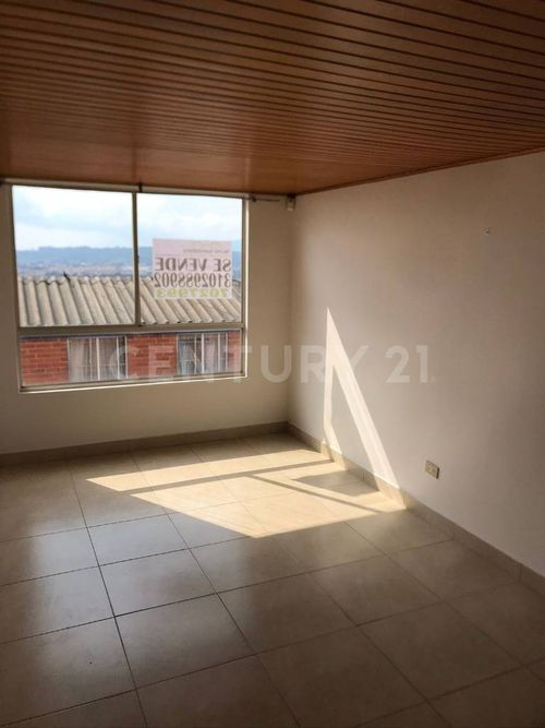 Apartamento de 3 alcobas en venta en El Codito, Bogotá, 48 m² · foto 6 de 15