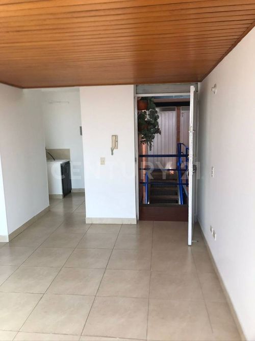 Apartamento de 3 alcobas en venta en El Codito, Bogotá, 48 m² · foto 7 de 15