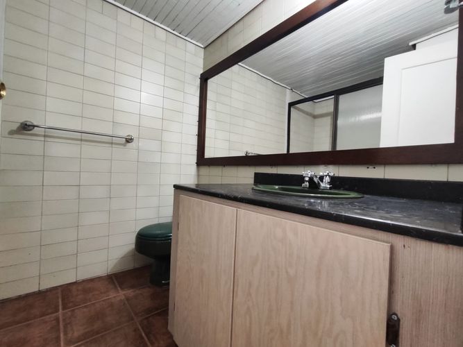 Apartamento de 2 alcobas en arriendo en Los Naranjos, Medellín, 101 m² · foto 4 de 21