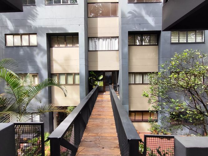 Apartamento de 2 alcobas en arriendo en Los Naranjos, Medellín, 101 m² · foto 20 de 21