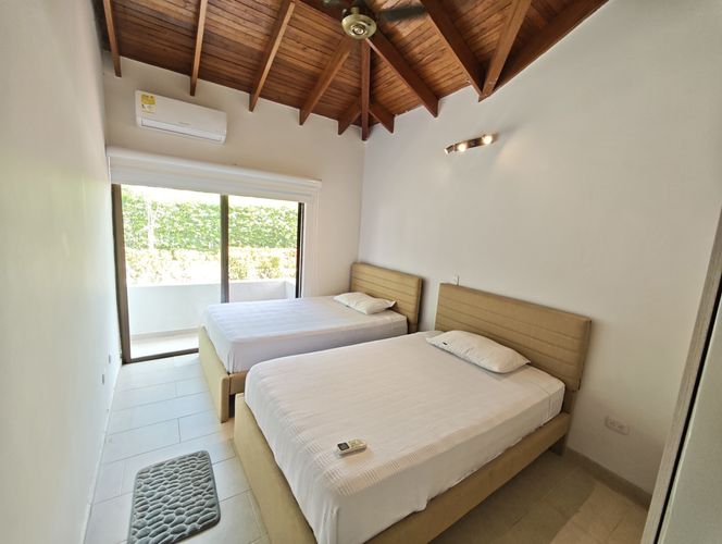 Casa de 3 alcobas en venta en Ricaurte, 438 m² · foto 16 de 24