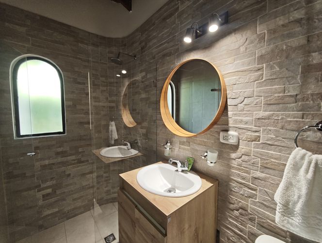 Casa de 3 alcobas en venta en Ricaurte, 438 m² · foto 23 de 24