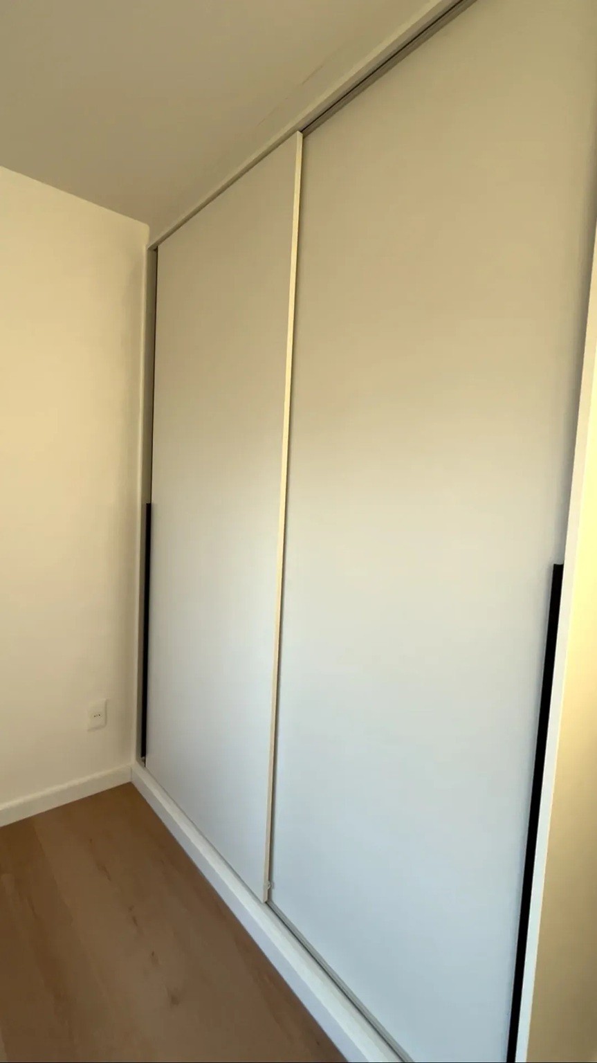 ALQUILER EN TRES CRUCES, EDIFICIO NUEVO, 1 DORMITORIO, BALCON, PORTERIA 24HS, SUM, LAVADERO · Foto 2