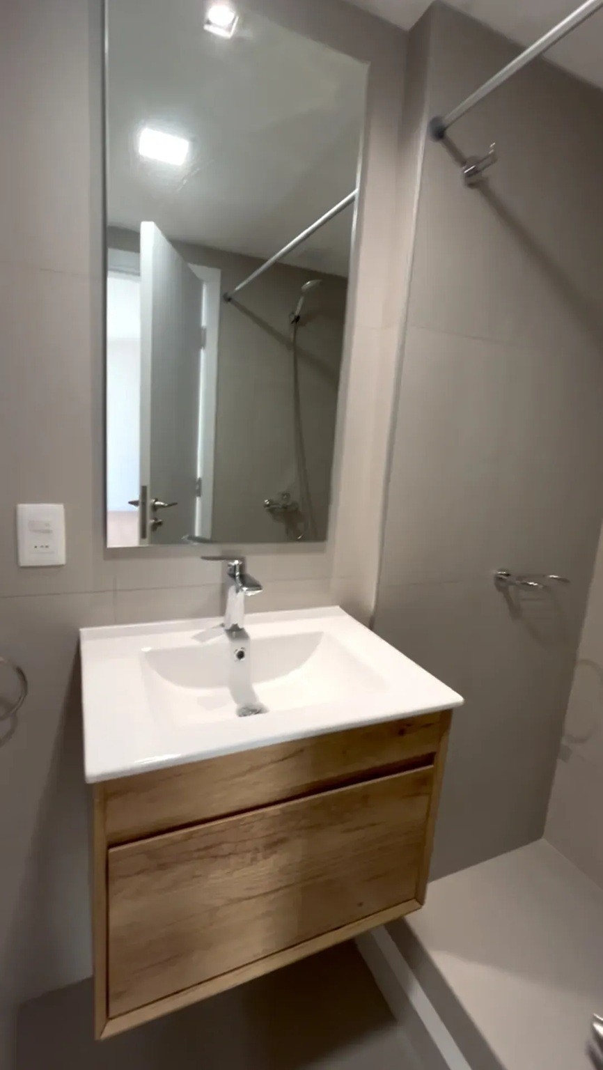 ALQUILER EN TRES CRUCES, EDIFICIO NUEVO, 1 DORMITORIO, BALCON, PORTERIA 24HS, SUM, LAVADERO · Foto 7