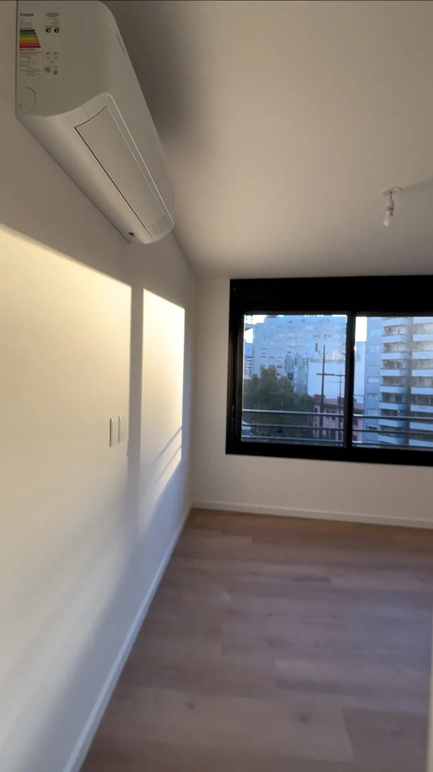 ALQUILER EN TRES CRUCES, EDIFICIO NUEVO, 1 DORMITORIO, BALCON, PORTERIA 24HS, SUM, LAVADERO · Foto 8