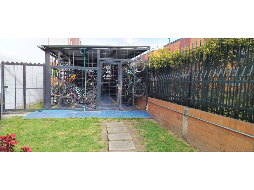 Apartamento en venta en Jorge Uribe Botero, Bogotá · foto 11 de 24