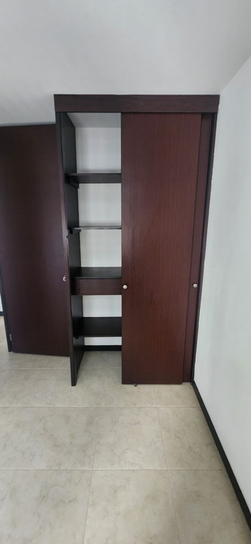 Apartamento de 3 alcobas en arriendo en Villa Carlota, Medellín, 67 m² · foto 8 de 13