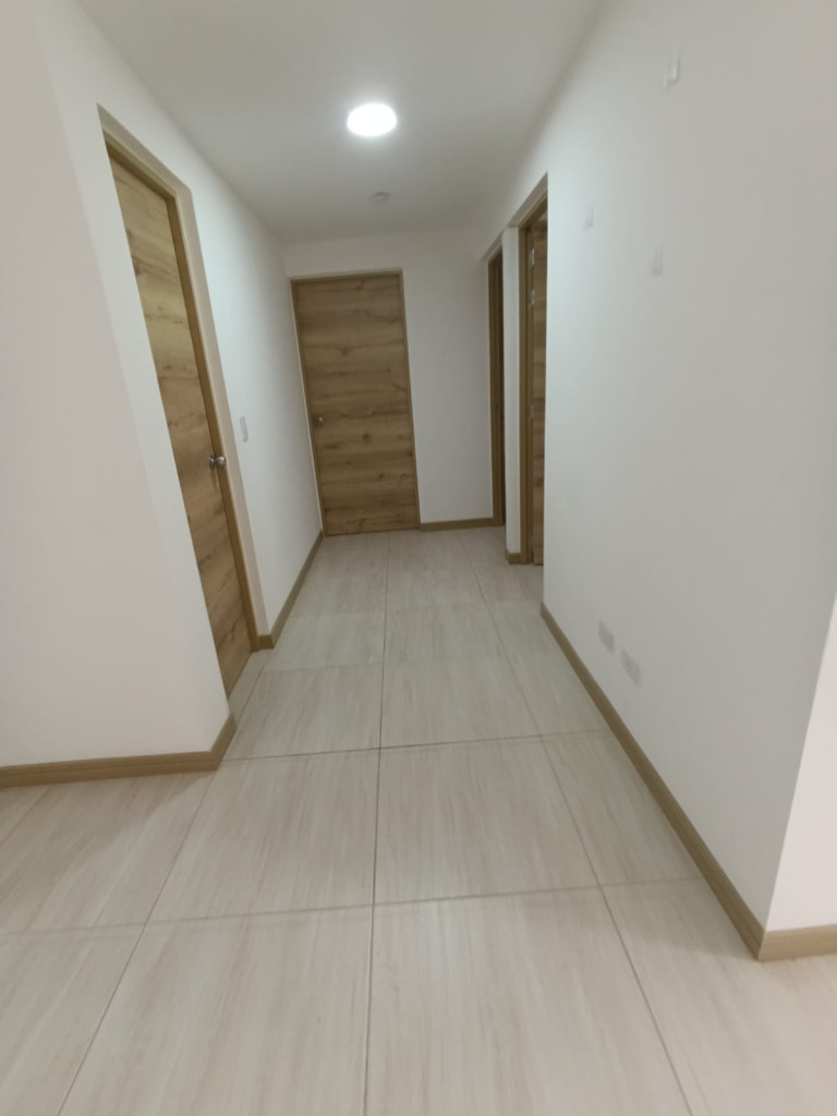 Apartamento en venta en Sector Galeria Central, Pereira · foto 12 de 23