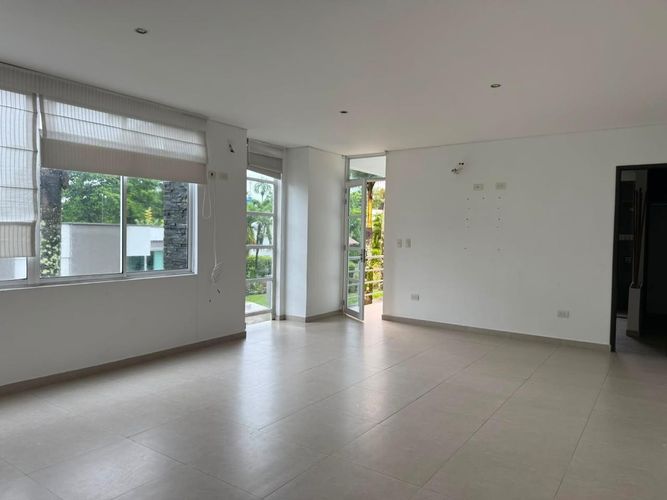Casa de 7 alcobas en venta en Apiay, Villavicencio, 450 m² · foto 13 de 21