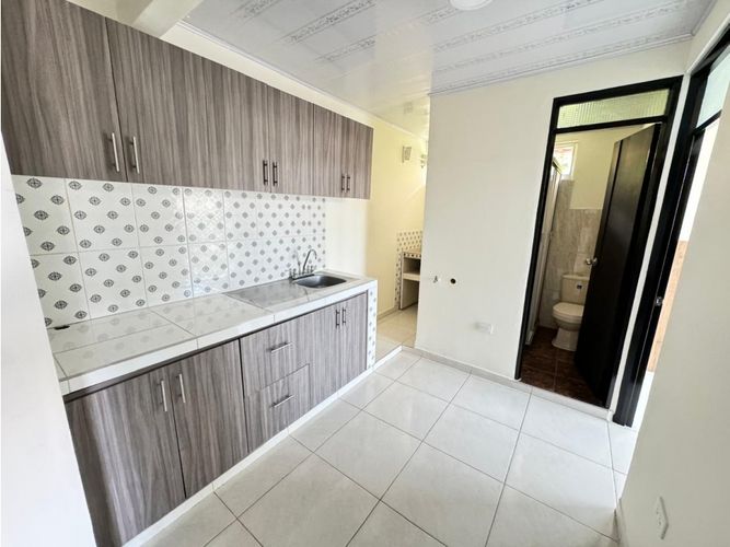Casa de 7 alcobas en venta en Centro, Armenia, 140 m² · foto 6 de 17