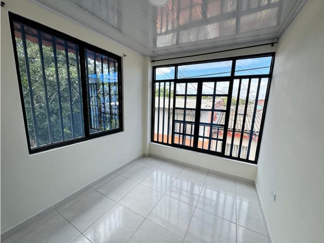 Casa de 7 alcobas en venta en Centro, Armenia, 140 m² · foto 9 de 17