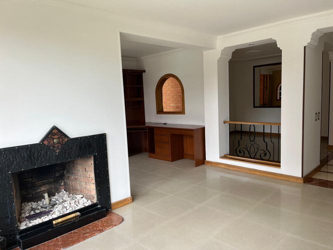 Apartamento de 3 alcobas en venta en Colina Campestre, Bogotá, 133 m² · foto 4 de 21
