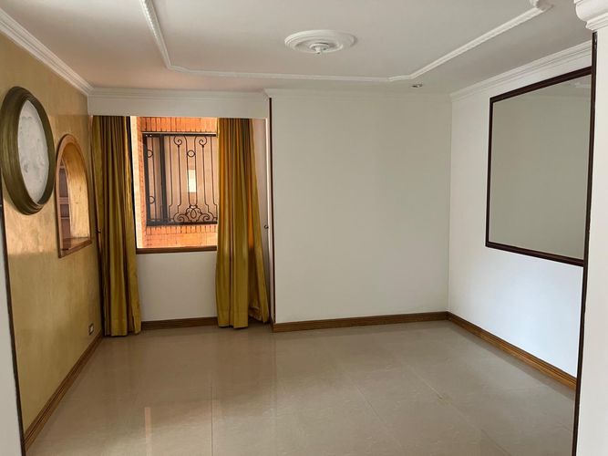 Apartamento de 3 alcobas en venta en Colina Campestre, Bogotá, 133 m² · foto 7 de 21