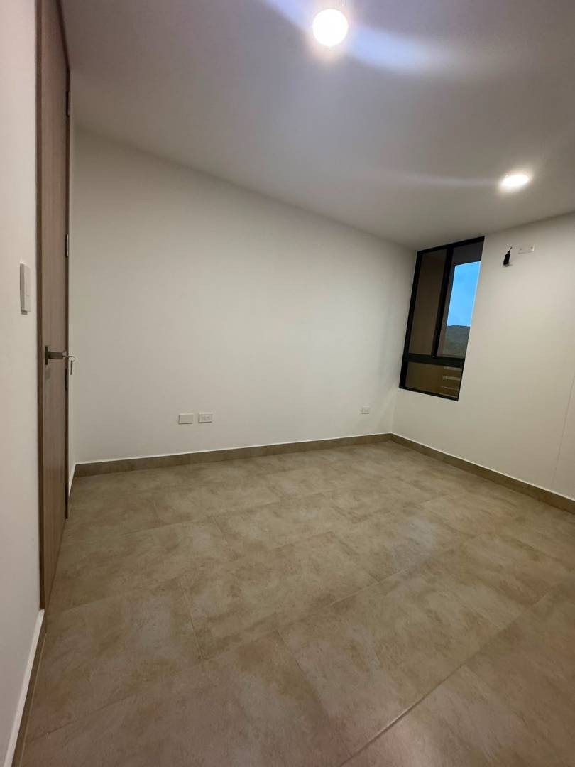 Apartamento en venta en Lagos Del Caujaral, Puerto Colombia · foto 14 de 24