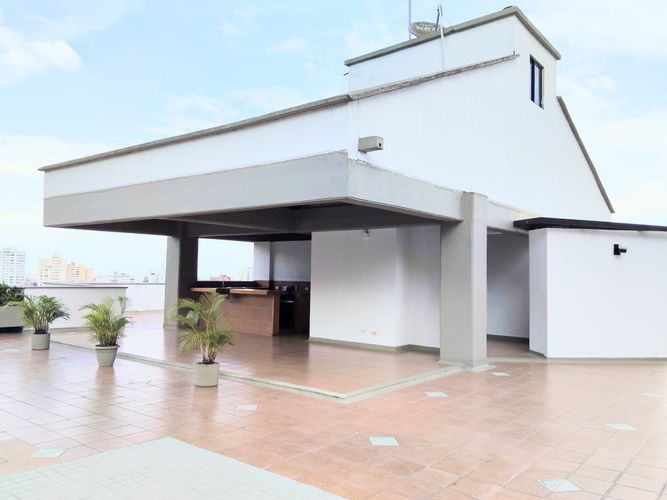 Apartamento en venta en Granada, Cali · foto 3 de 24